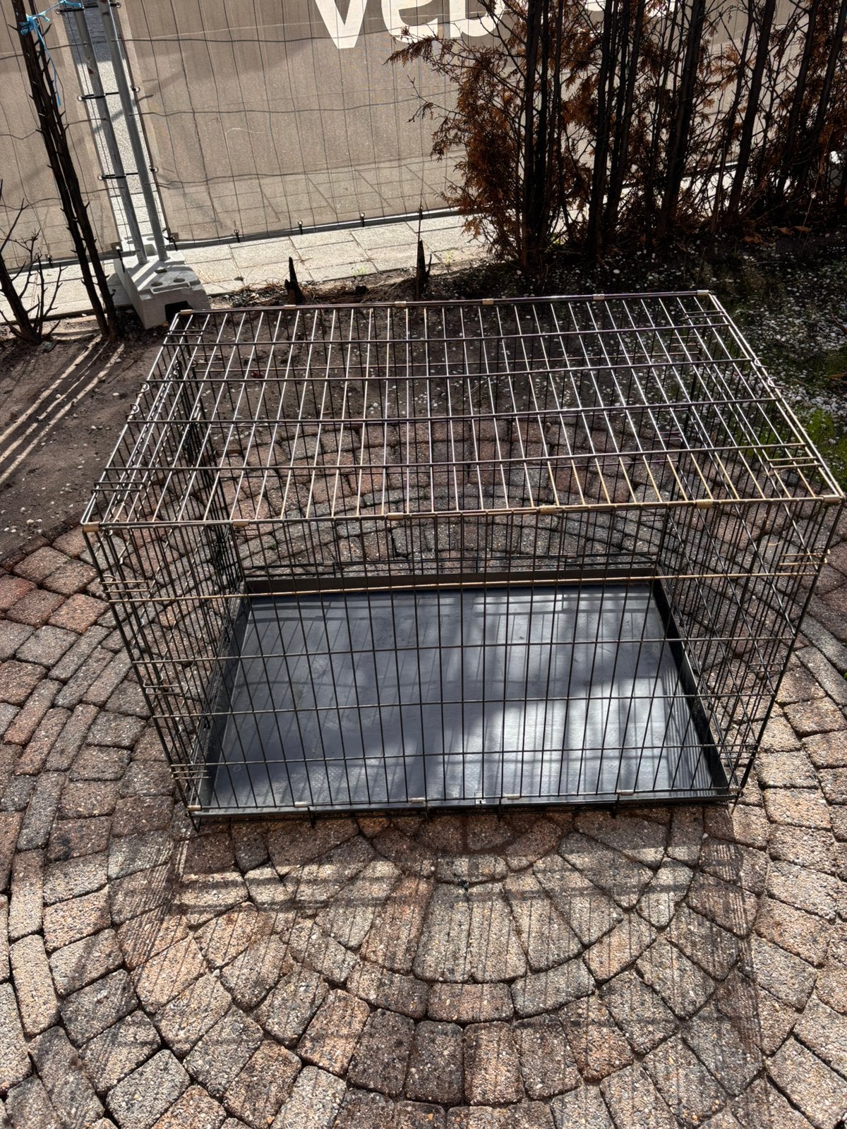 Honden bench zwart, Dieren en Toebehoren, Ophalen, Gebruikt, 65 tot 100 cm, Hondenhok