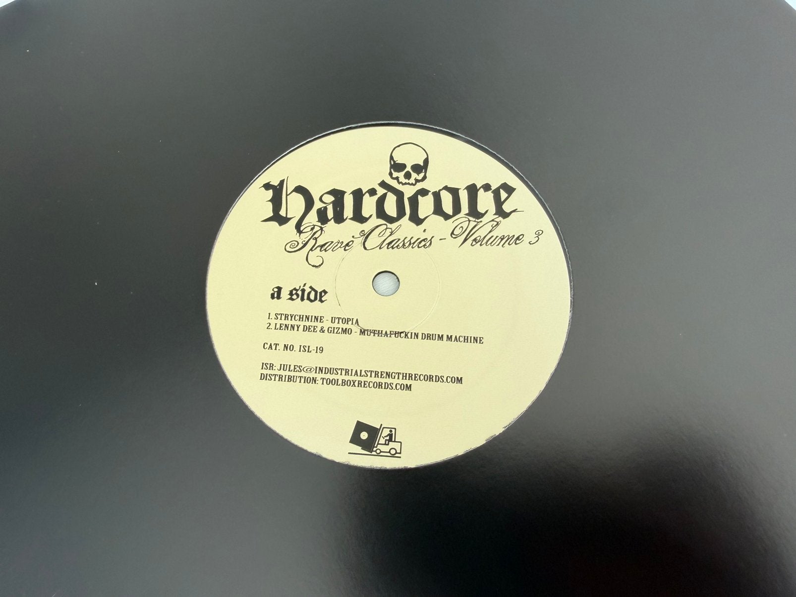 Hardcore Rave Classics – Vol. 3 Industrial Strength Limited, Ophalen, Nieuw in verpakking, 12 inch