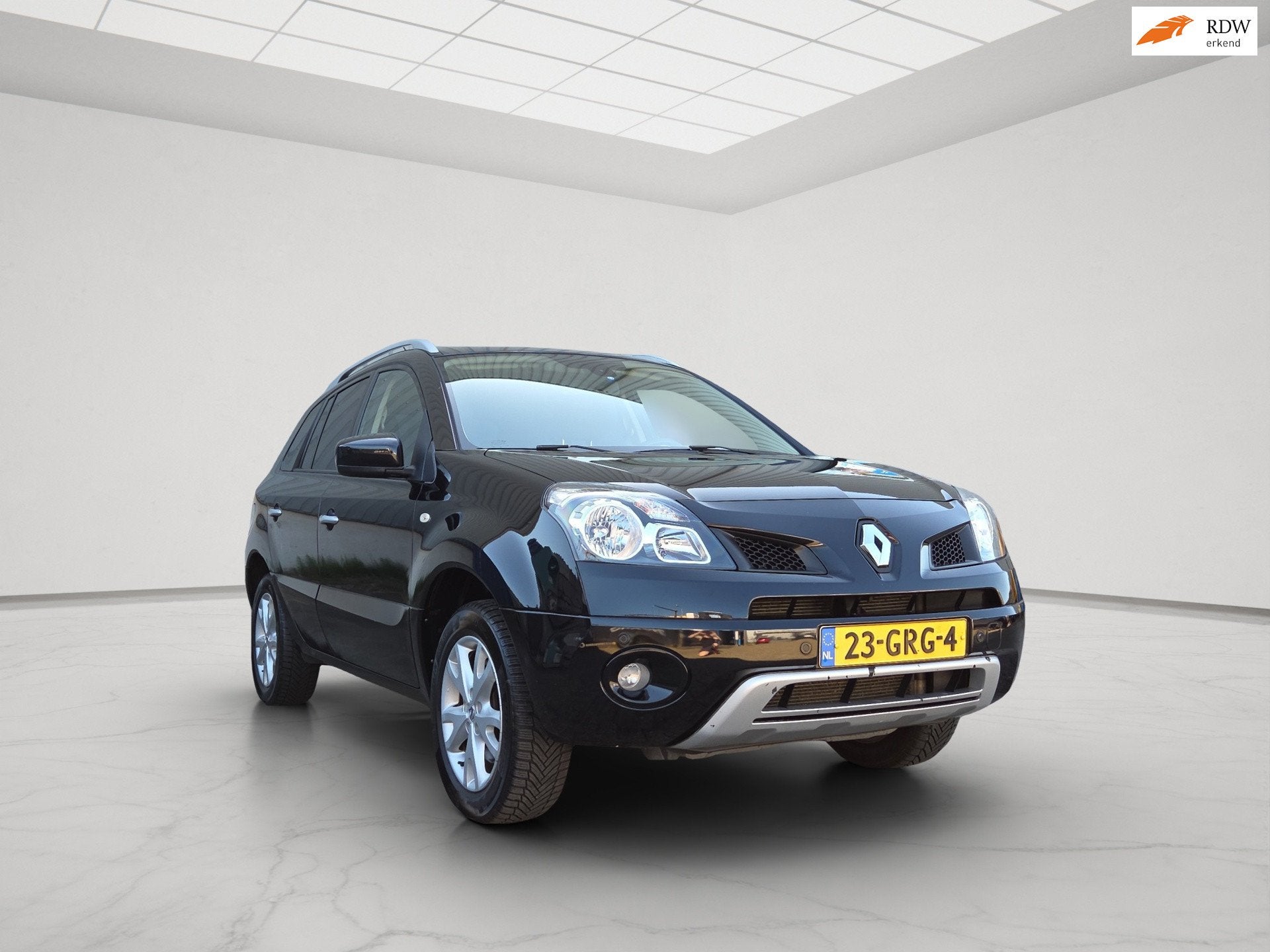 Renault Koleos 2.5 Dynamique Pack, Auto's, Renault, Voorwielaandrijving, Gebruikt, Zwart, 4 cilinders