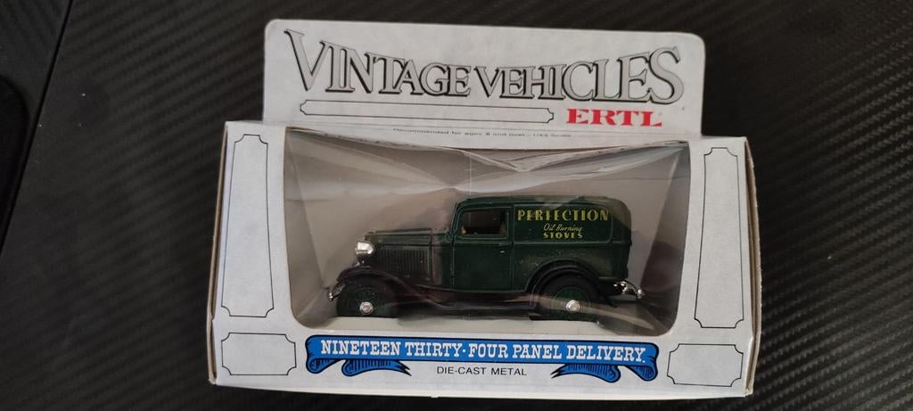 ERTL Vintage Vehicles 1934 Ford Panel Delivery – Perfection, Ophalen of Verzenden, Auto, Overige merken
