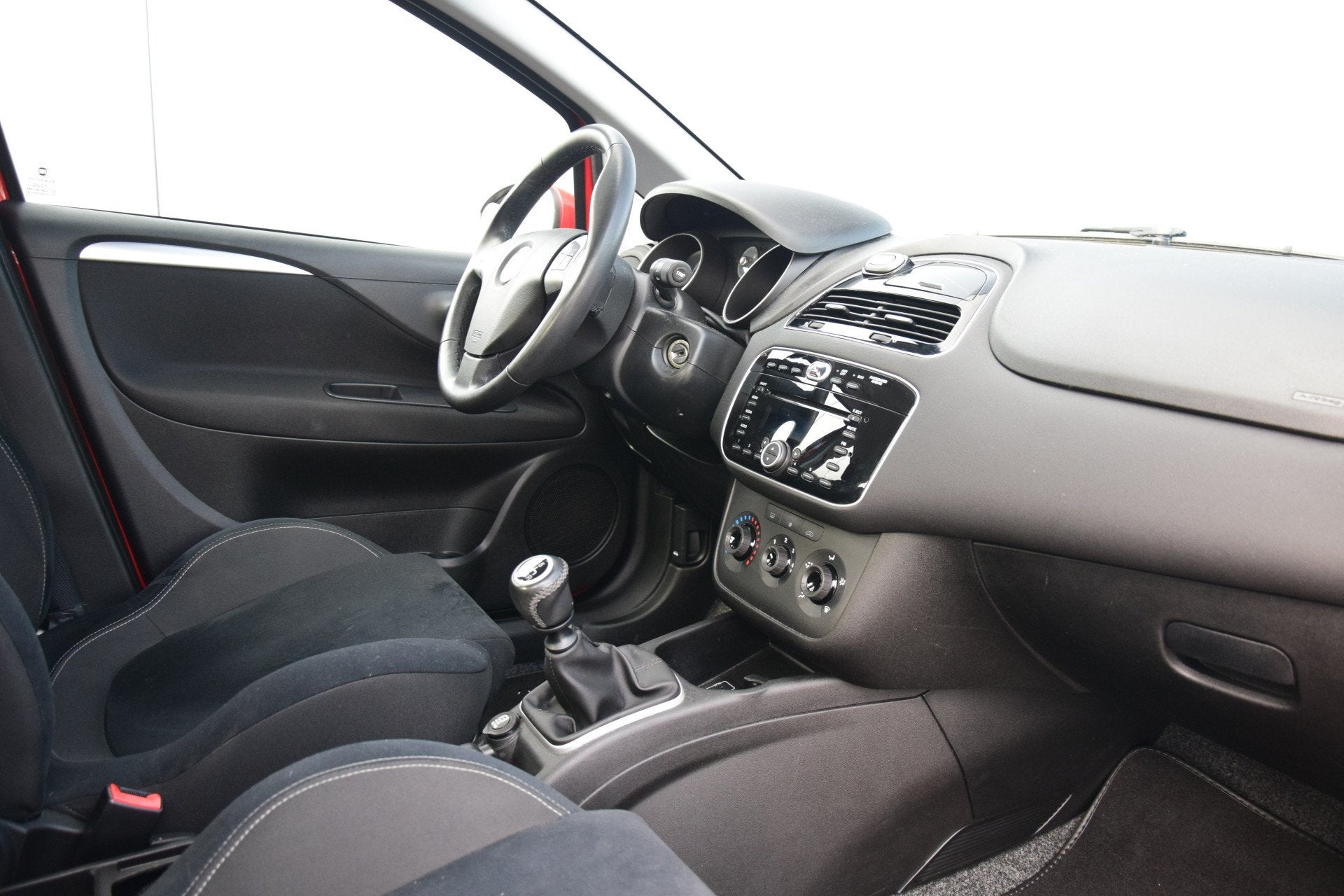 Fiat Punto Evo 0.9 TwinAir Edition Cool Sportstoelen Airco A, Voorwielaandrijving, Gebruikt, 49 €/maand, Origineel Nederlands