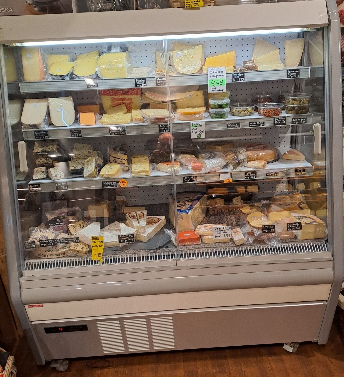Wandkoeling Koelvitrine oscartielle/schuifdeur/wielen € 1798, 150 tot 200 liter, Ophalen, Zonder vriesvak