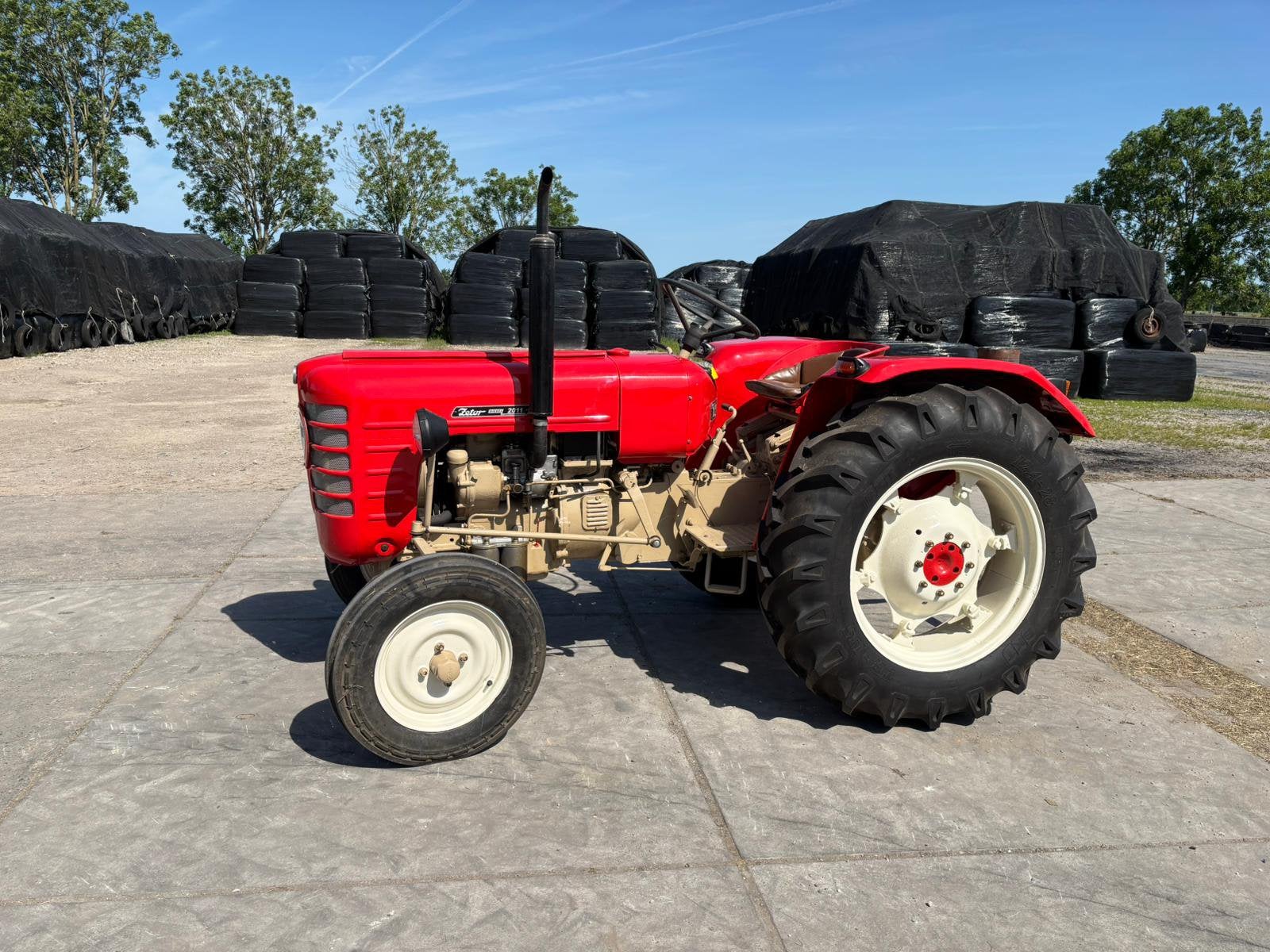 Zetor 2011, Ophalen