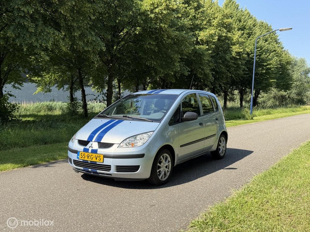 Mitsubishi Colt 1.5 Invite*AUTOMAAT*NAP*CARPLAY*AIRCO, Auto's, Mitsubishi, Bedrijf, Te koop, Colt, ABS, Achteruitrijcamera, Airbags