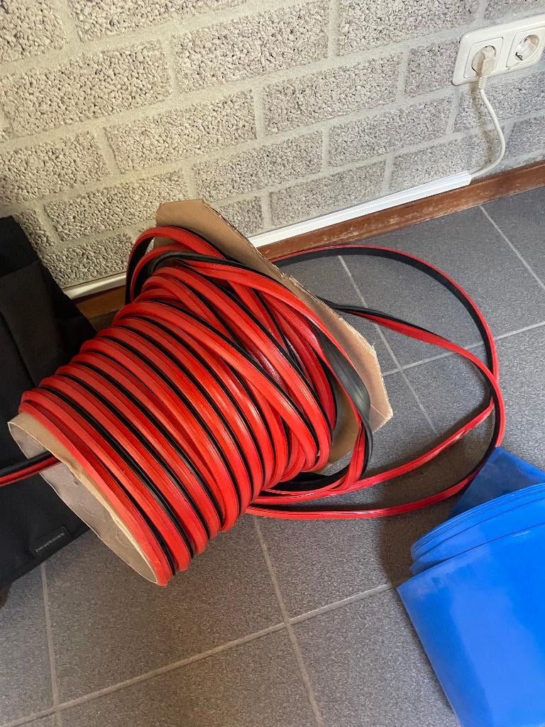 zwart rubberen profiel voor deuren - tocht geluid, Ophalen, Kunststof, 215 cm of meer, Binnendeur