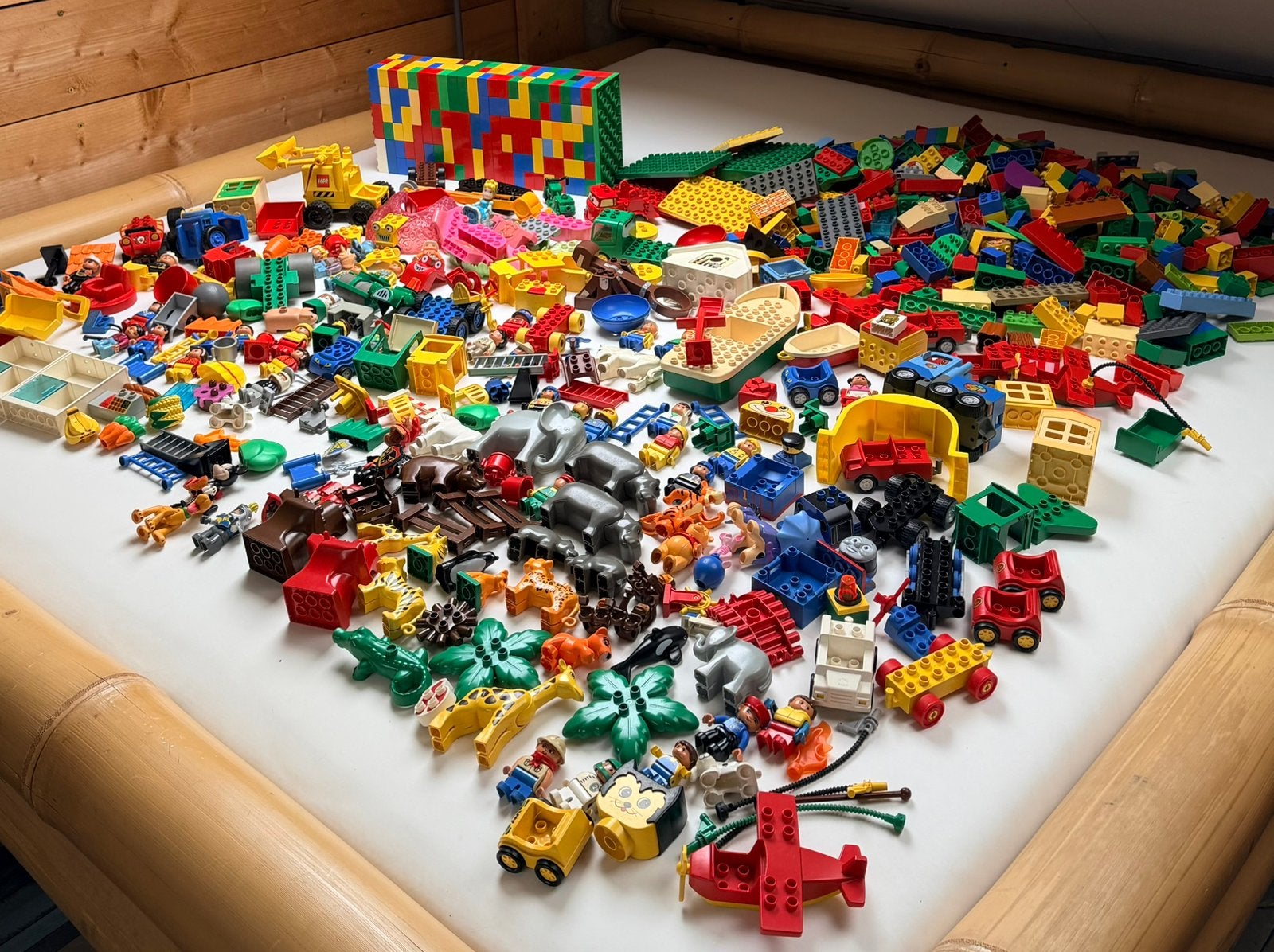 Grote berg Lego Duplo voor uren speelplezier Diverse thema’s, Ophalen of Verzenden, Zo goed als nieuw, Overige merken