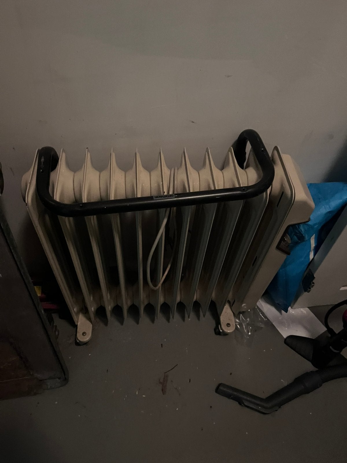 Oliegevulde radiator, Ophalen, Gebruikt, Radiator, 30 tot 80 cm