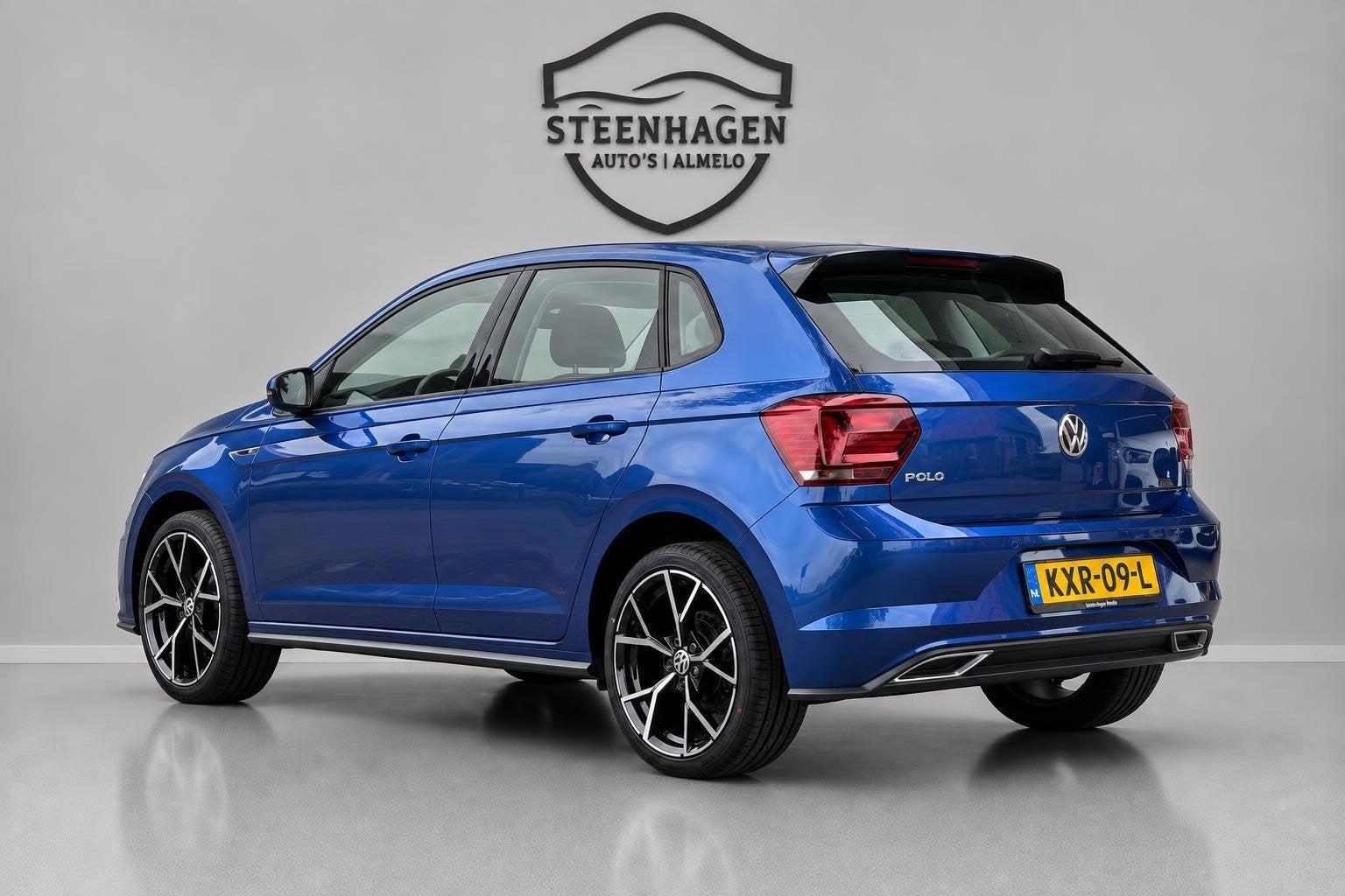 Volkswagen POLO 1.0 MPI R line, Euro 6, Blauw, Bedrijf, Handgeschakeld