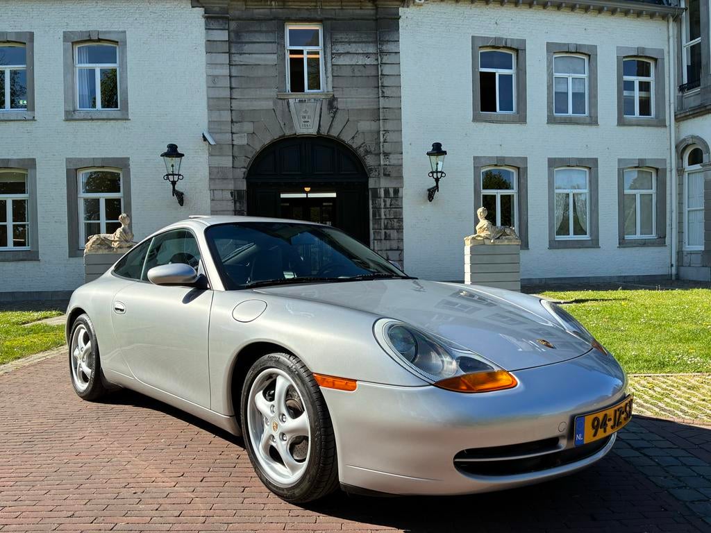 Porsche 911 3.4 Carrera Coupe AUT 1998 Grijs, Automaat, Achterwielaandrijving, 4 stoelen, Leder