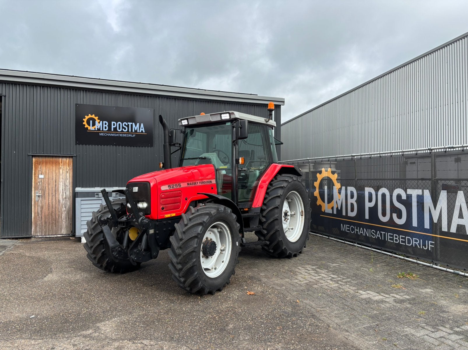 Massey ferguson 6255 fronthef pto, Zakelijke goederen, Agrarisch | Tractoren, Ophalen, 80 tot 120 Pk, Gebruikt, Meer dan 10000