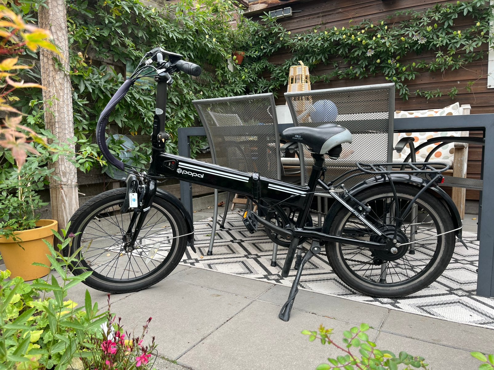 Vouwfiets met elektrische ondersteuning, Fietsen en Brommers, Velgrem, Versnellingen, Zo goed als nieuw, Ophalen