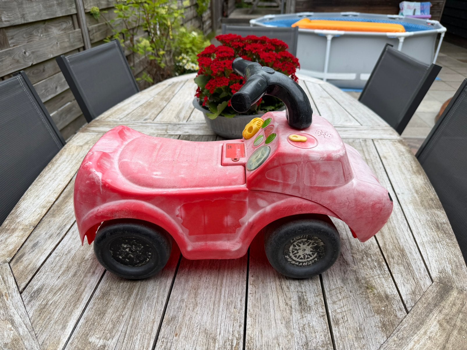 Speelgoedauto voor buiten, Ophalen, Zo goed als nieuw