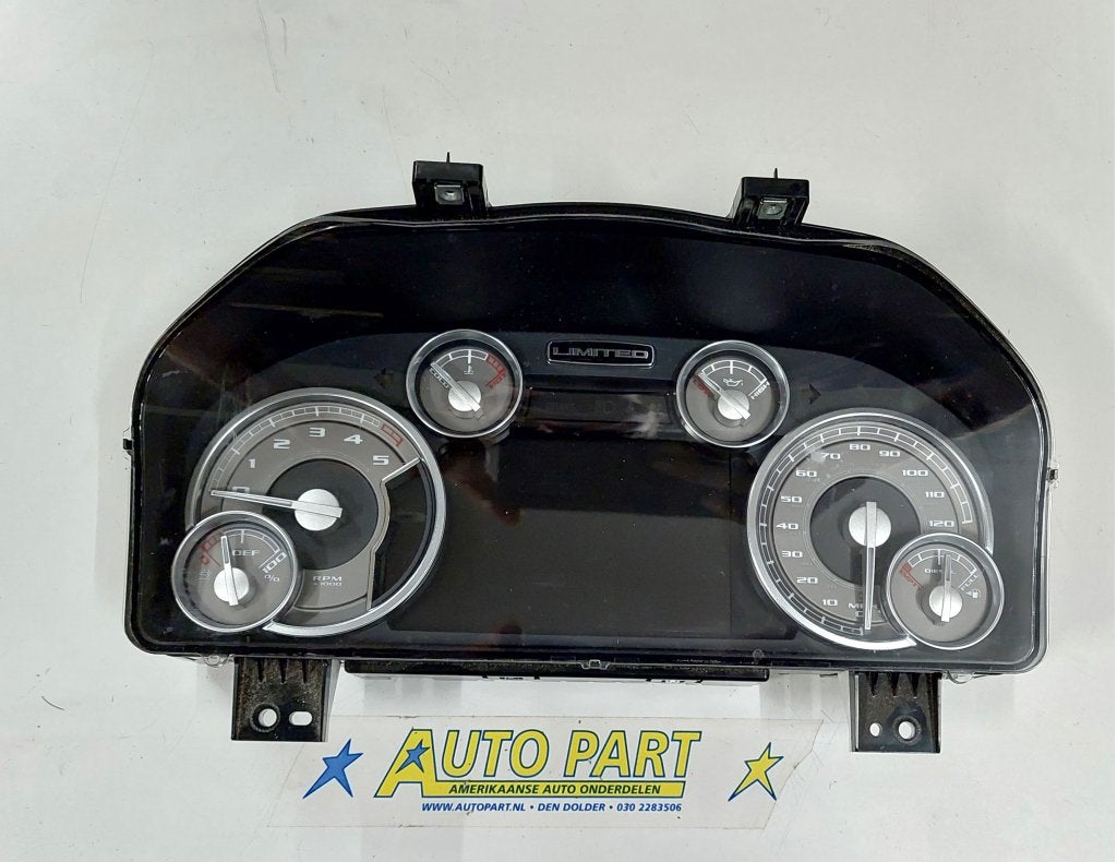 Dodge Ram Diesel dashboard klok 2017, Gebruikt, PO Box 21-8004 | Auburn Hills, MI 48321-8004, Amerikaanse onderdelen, Ophalen of Verzenden