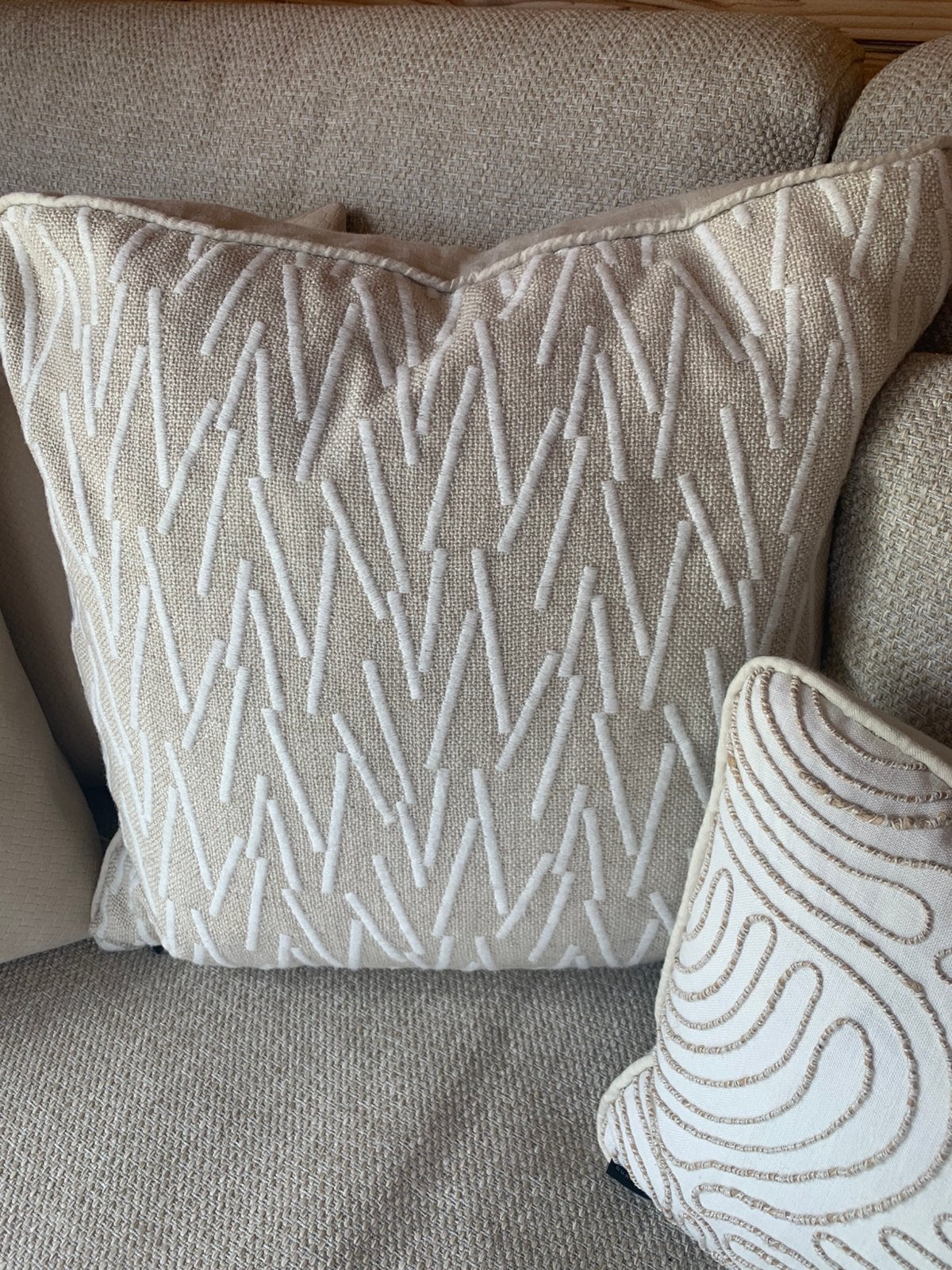 Duran interiors sierkussen 50x50 beige wit, Ophalen of Verzenden, Nieuw, Beige, Vierkant