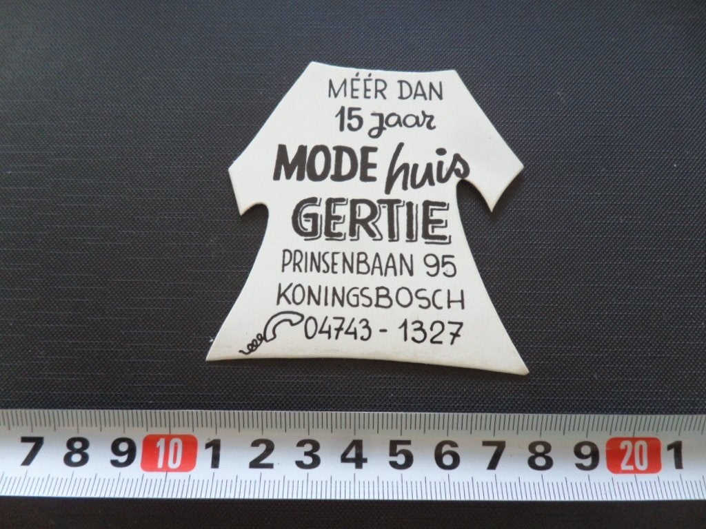 sticker koningsbosch modehuis GERTIE méér dan 15 jaar *, Ophalen, Zo goed als nieuw