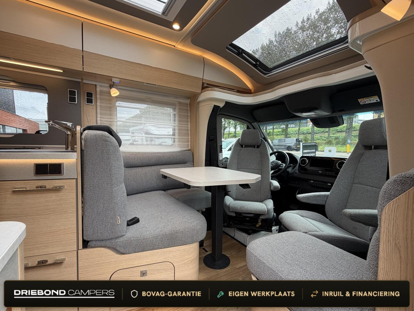 Hymer B600 MC White-Line Automaat Enkele Bedden Lithium Omvo, Automaat, Airbags, 7 tot 8 meter, Diesel