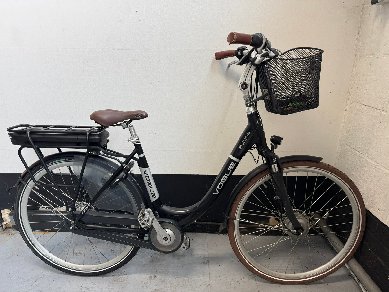 Nette Vogue elektrische fiets defect motor, Fietsen en Brommers, Fietsonderdelen, Elektrische fiets, Ophalen of Verzenden, Zo goed als nieuw