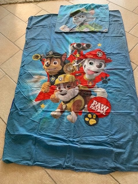 Paw Patrol beddengoed,dekbedovertrek en kussensloop 190x125, Ophalen of Verzenden, Gebruikt