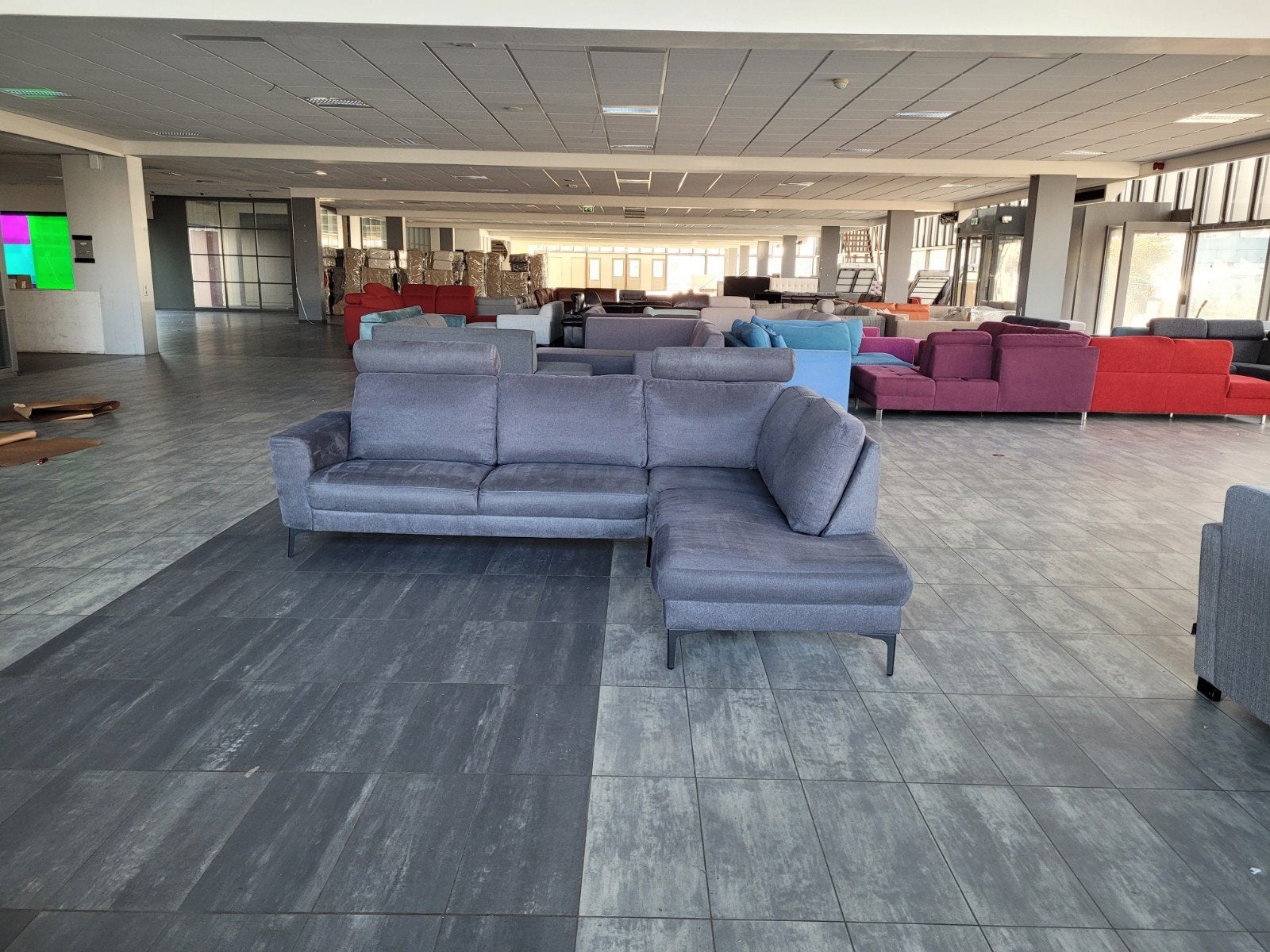 Foto 2 van ✅️️️️ GEREINIGD antracietgrijze hoekbank 275x215 | BEZORGEN