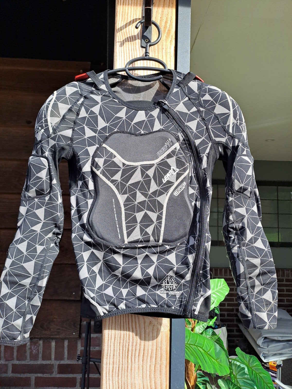Leatt 3DF AirFit Body Protector - Maat S, Motoren, Overige typen, Kinderen, Ophalen of Verzenden, Leatt airfit lite