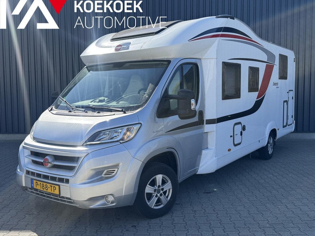 Buerstner Bt7342 Euro 5 | 4 persoons | Queenbed, Caravans en Kamperen, Campers, 7 tot 8 meter, Bedrijf, Diesel, Bürstner