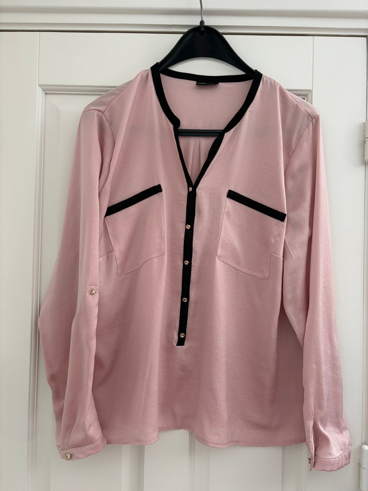 Mooi zacht roze blouse van Gerry Weber maat 48 zgan, Kleding | Dames, Grote Maten, Ophalen of Verzenden, Zo goed als nieuw, Roze
