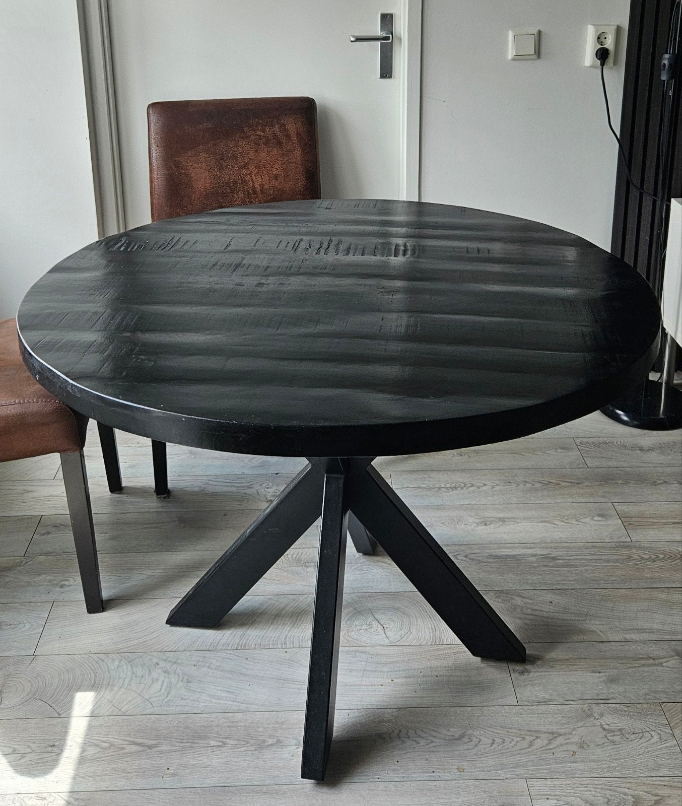 Eettafel Mango hout, Huis en Inrichting, Tafels | Eettafels, Ophalen, Rond, Zo goed als nieuw, Robust