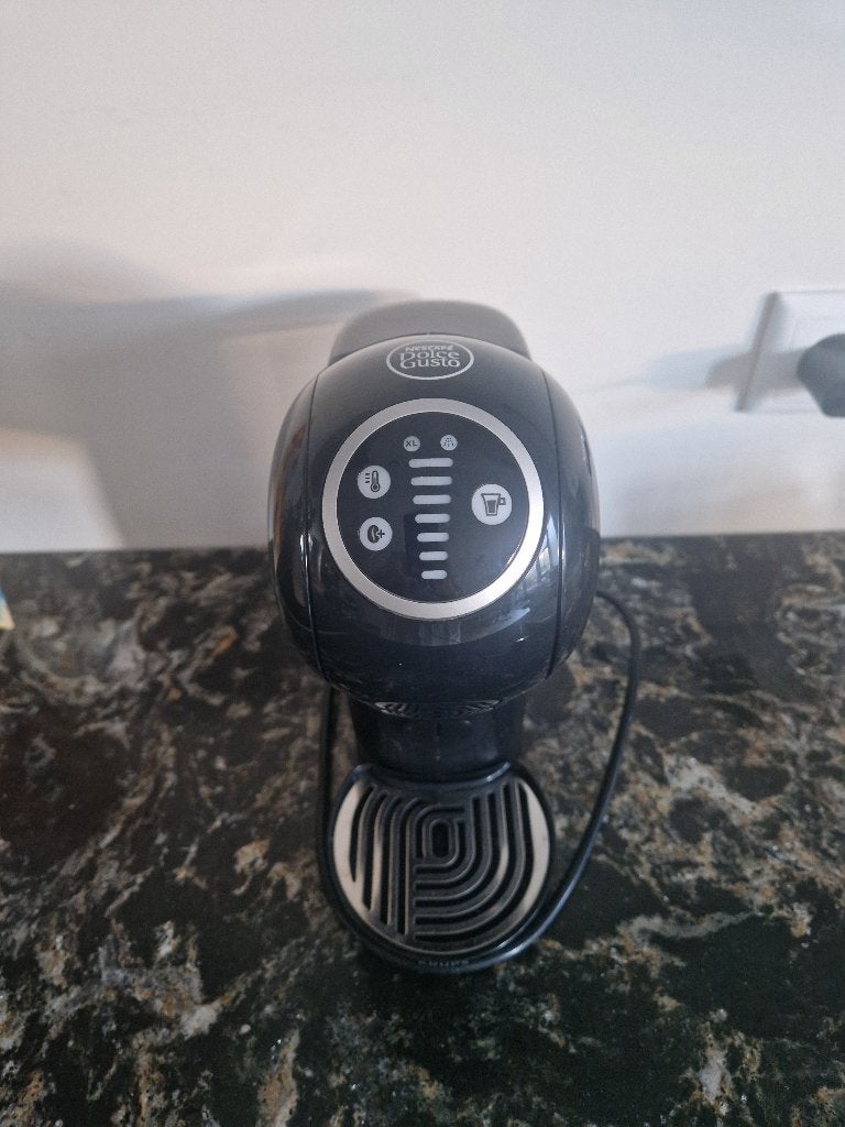 Krups Dolce Gusto Genio, Ophalen, Koffiemachine, Zo goed als nieuw, 2 tot 4 kopjes
