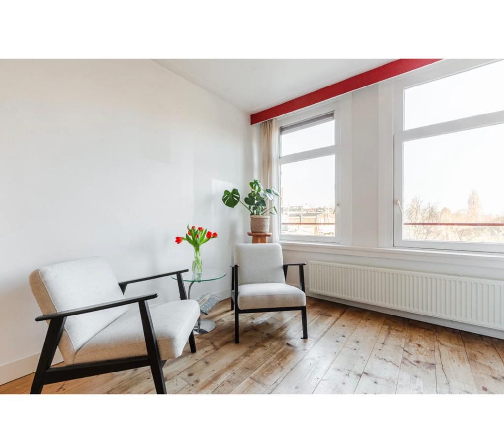 2 x Fauteuil stoel Ikea ekenaset serie creme met bruin/zwart, Ophalen of Verzenden, Zo goed als nieuw, 75 tot 100 cm, 50 tot 75 cm