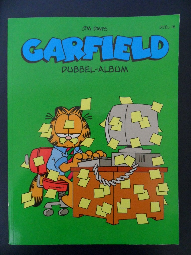 Garfield Dubbel-album Deel 9 en 16, Meerdere stripboeken, Ophalen of Verzenden, Gelezen