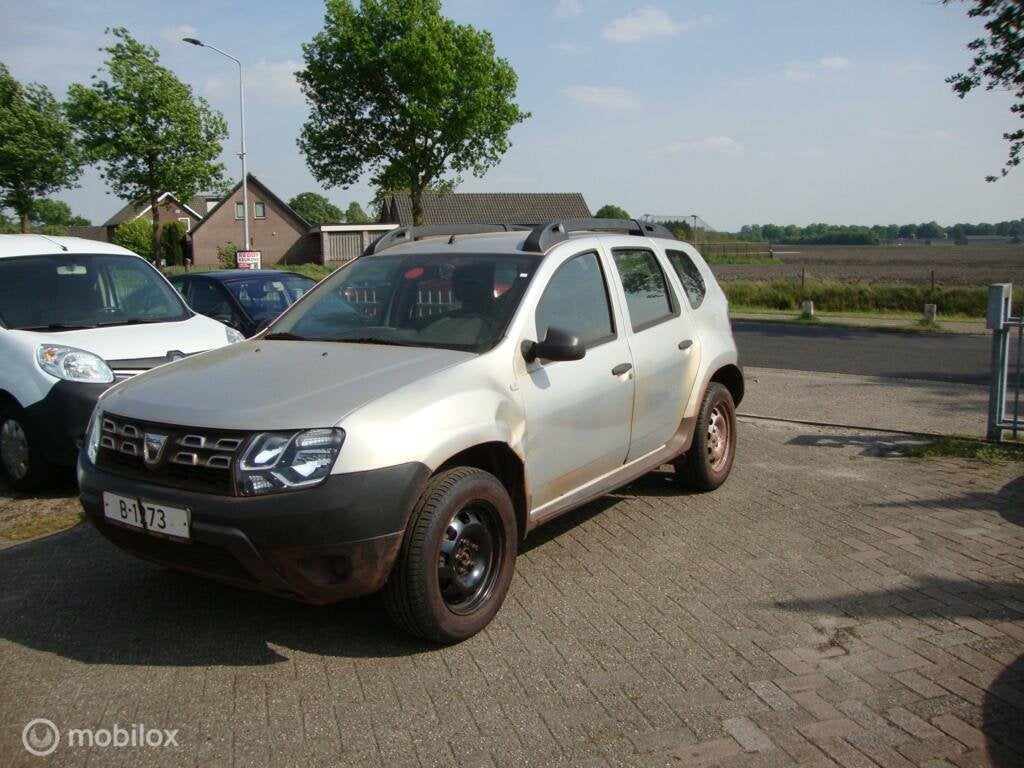 Portier lv+rv+la+ra   Duster I ('10-'19) lankveld volkel, Auto-onderdelen, Dacia, Gebruikt, Dacia, Deur