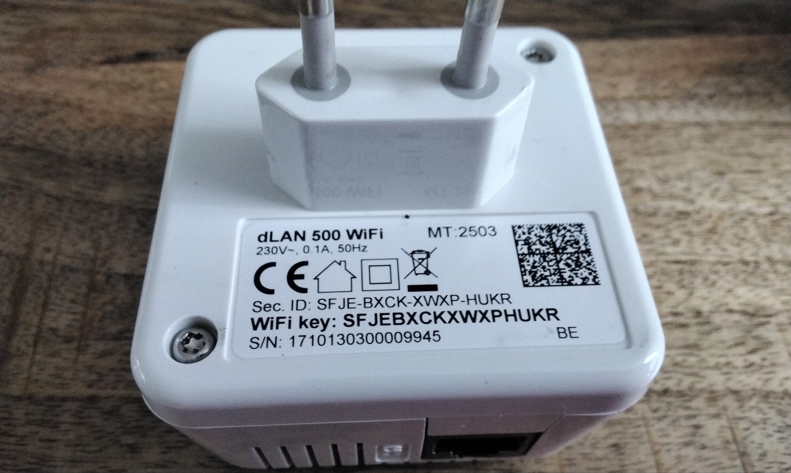 Devolo dLAN 500 WiFi en dLAN 500 duo Powerline Adapters, Computers en Software, Routers en Modems, Gebruikt, Router, Ophalen of Verzenden