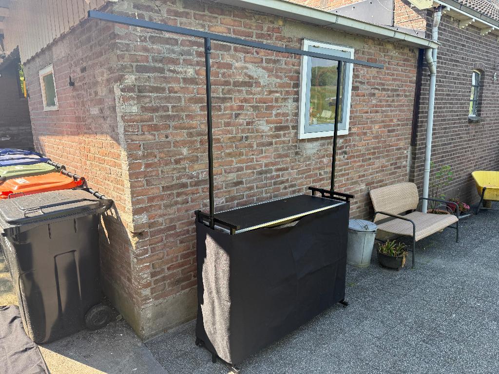 DJ meubel / tafel met statieven, Ophalen of Verzenden, Gebruikt, Speaker