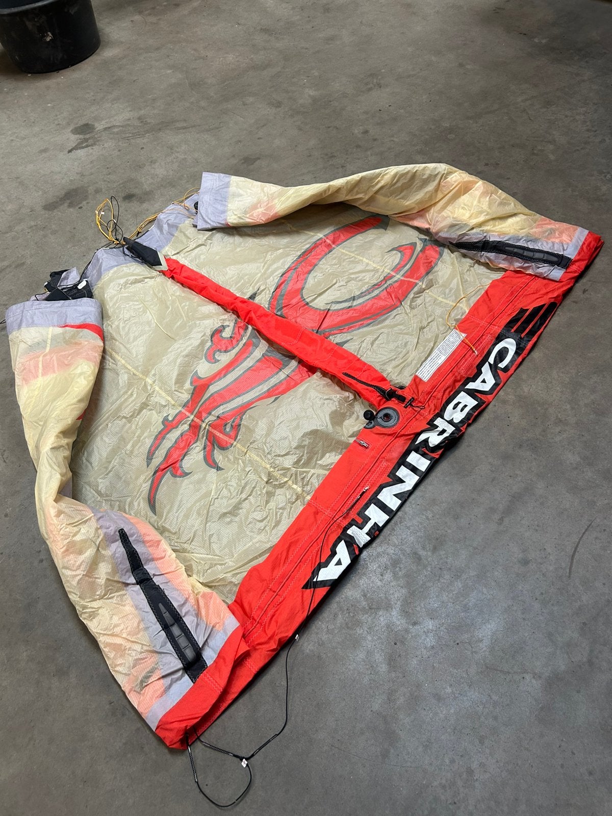 3 kites en barren cabrinha, goede staat 2009, Ophalen, Zo goed als nieuw