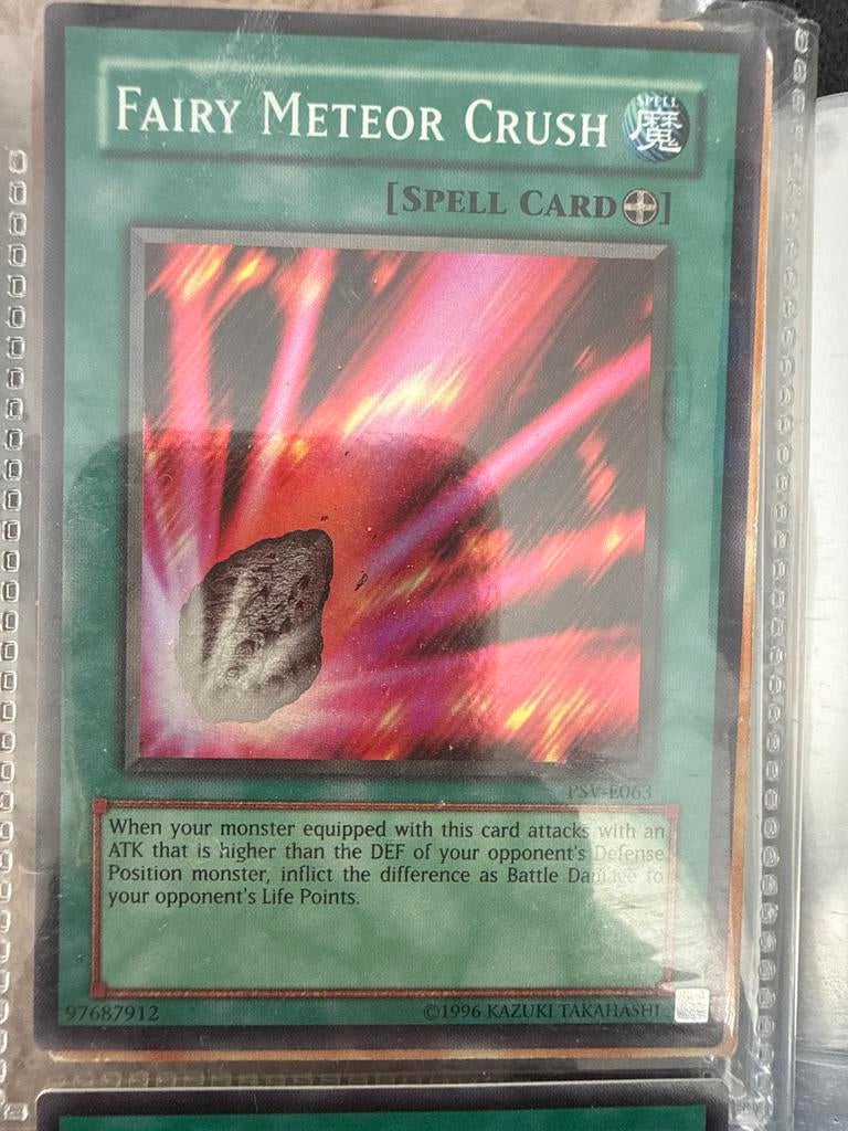 Yu-Gi-Oh! Fairy Meteor Crush Spell Card PSV-E063, Ophalen of Verzenden, Gebruikt, Losse kaart