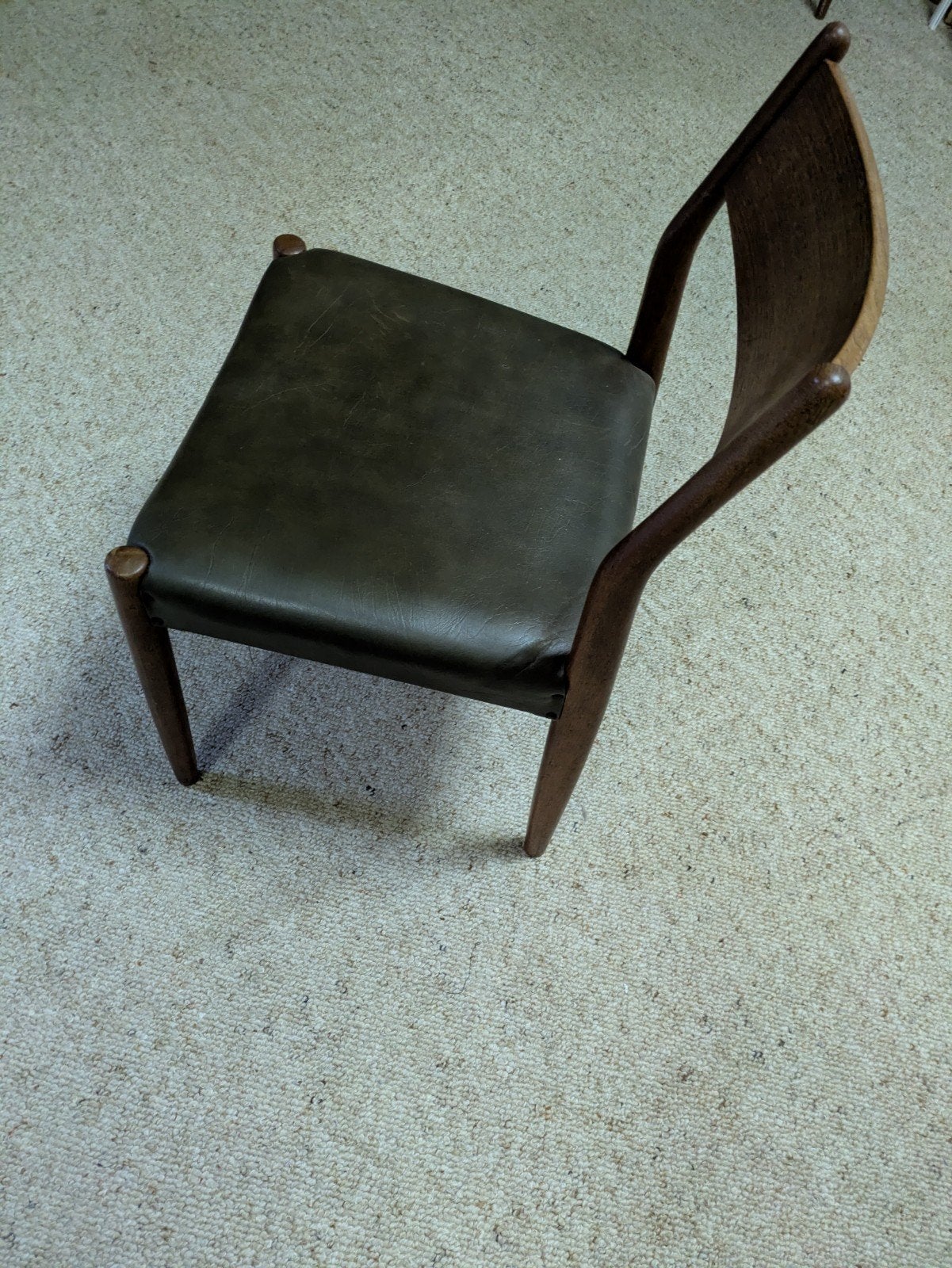 Aangeboden 6 stuks teakhouten stoelen., Huis en Inrichting, Ophalen, Gebruikt, Bruin, Vijf, Zes of meer stoelen