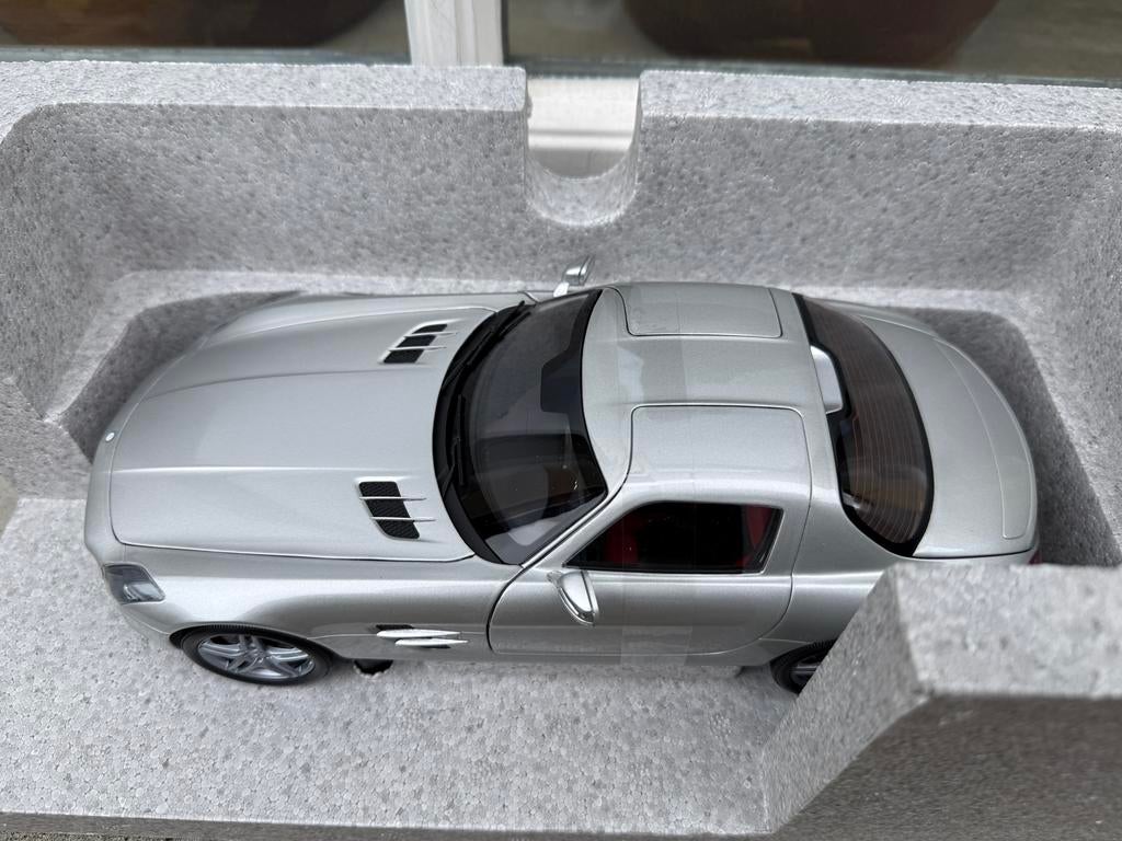 1:18 Mercedes SLS AMG Coupe Iridium Silver Minichamps, Hobby en Vrije tijd, Modelauto's | 1:18, Minichamps, Auto, Nieuw, Ophalen of Verzenden