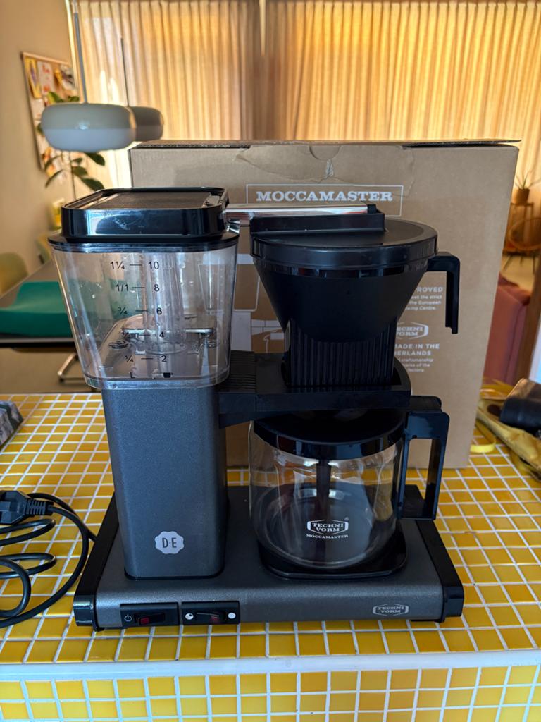 Technivorm Moccamaster Koffiezetapparaat, Afneembaar waterreservoir, Gebruikt, 10 kopjes of meer, Koffiemachine