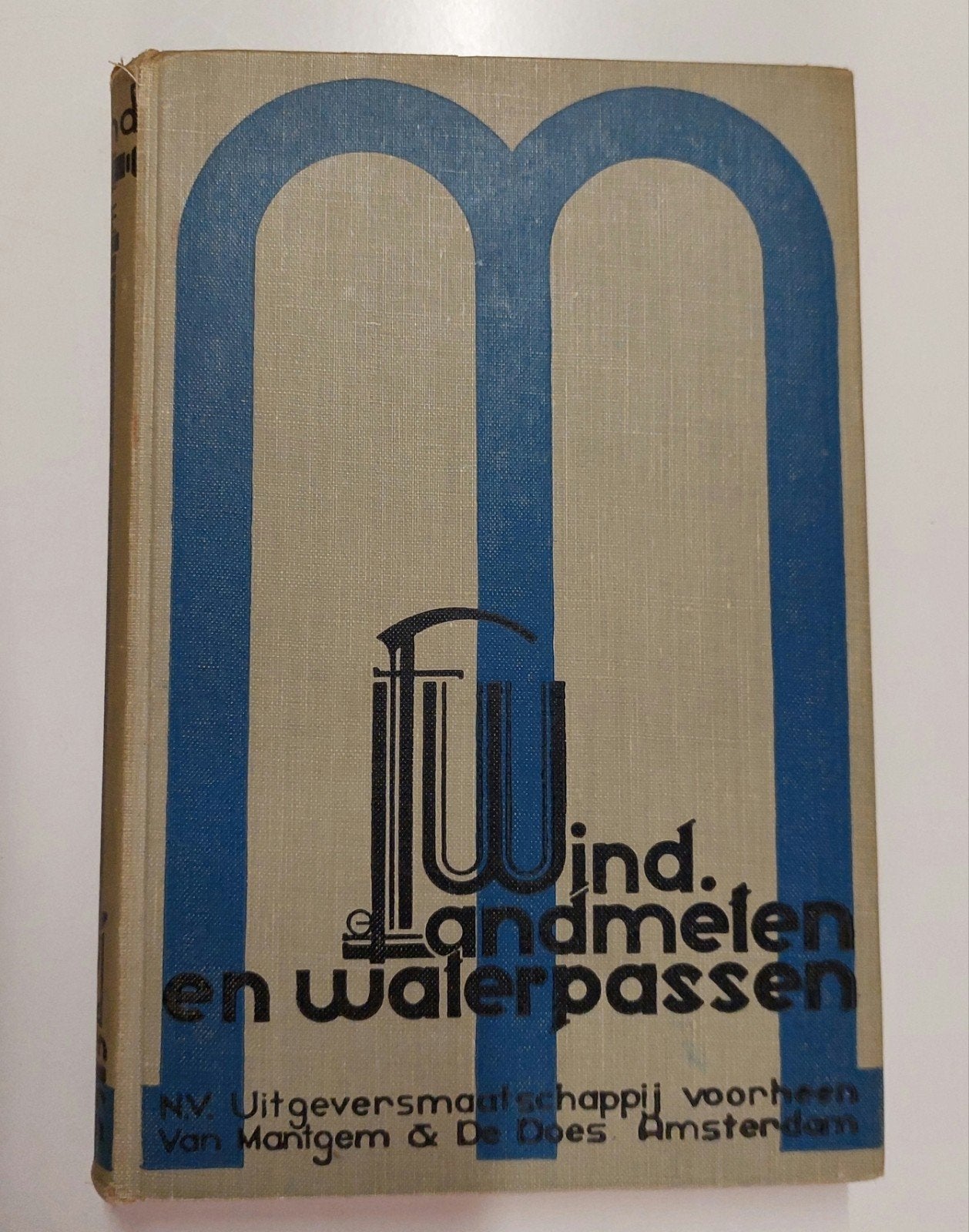 Landmeten en Waterpassen uitgave 1933, Ophalen of Verzenden, Gelezen, Bouwkunde