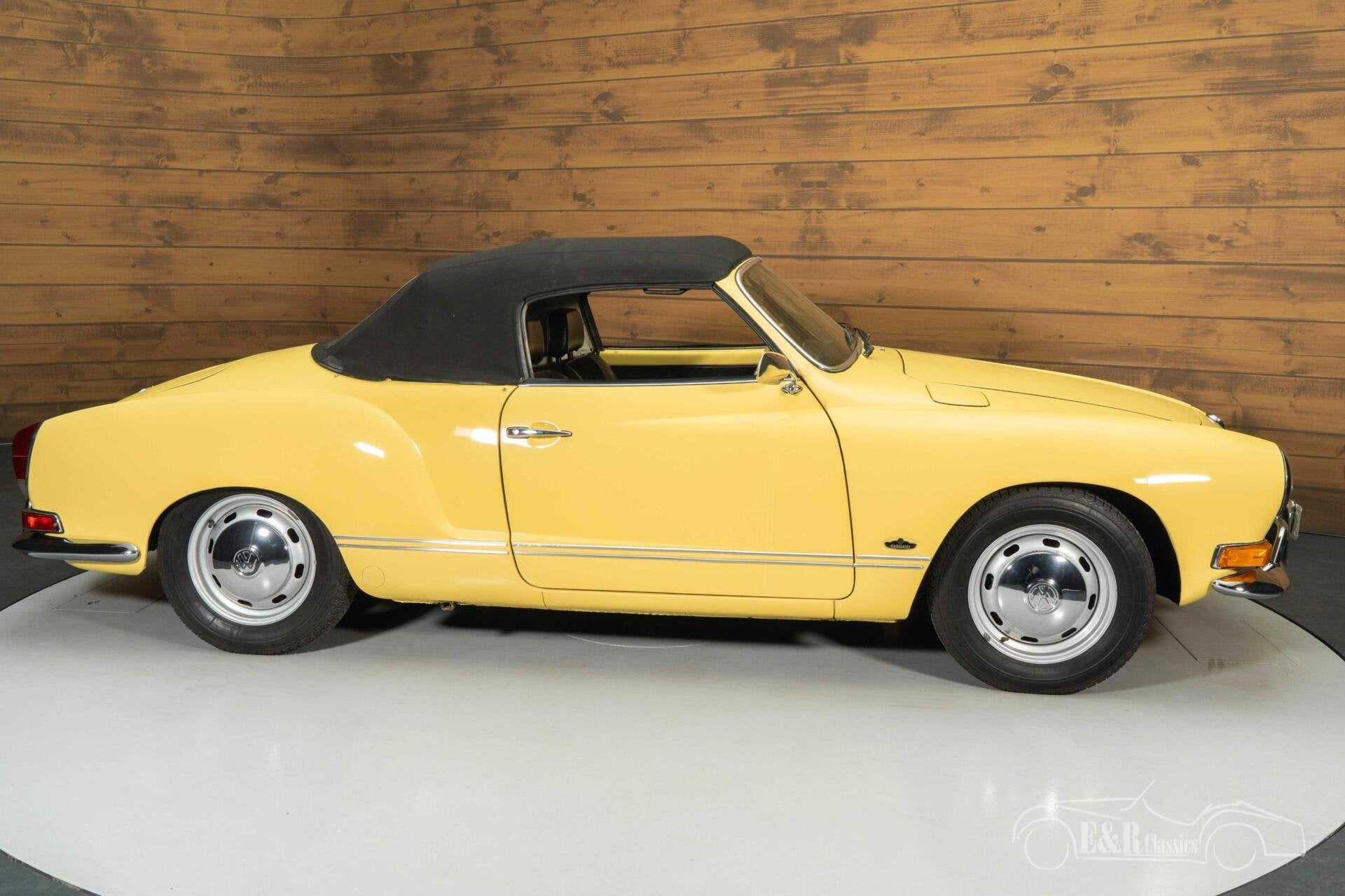 Volkswagen Karmann Ghia Cabriolet | 1971, foto 12