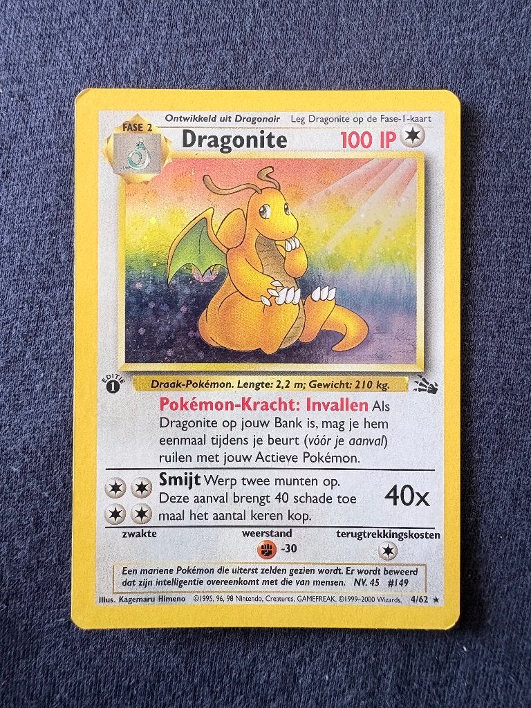 Dragonite 1st Edition Holo - Fossil 4/62 - Mint, Hobby en Vrije tijd, Ophalen of Verzenden, Nieuw