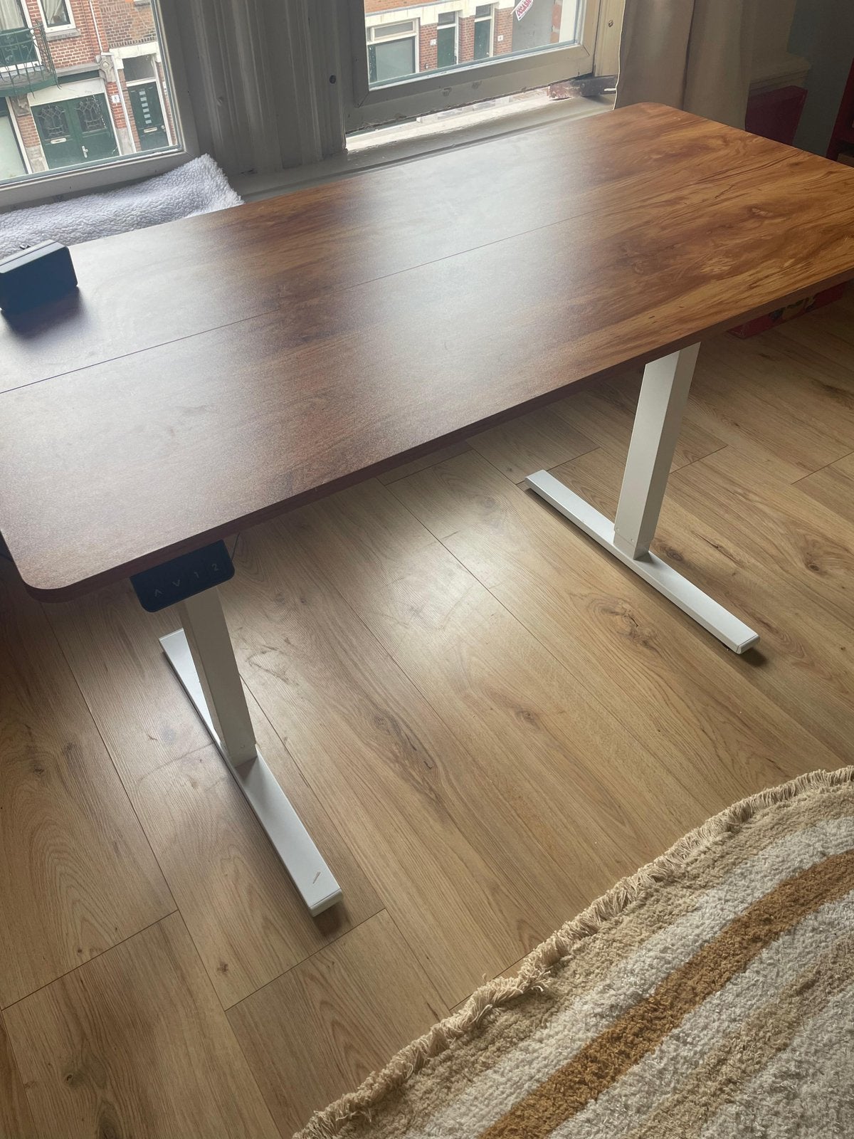 Bureau zit-sta met elektrische bediening, Ophalen, Zit-sta bureau, 120 cm, In hoogte verstelbaar