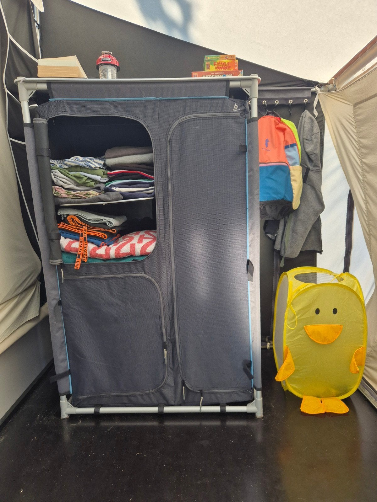 Bo-Camp campingkast - Zo goed als nieuw, Caravans en Kamperen, Kampeeraccessoires, Ophalen, Zo goed als nieuw