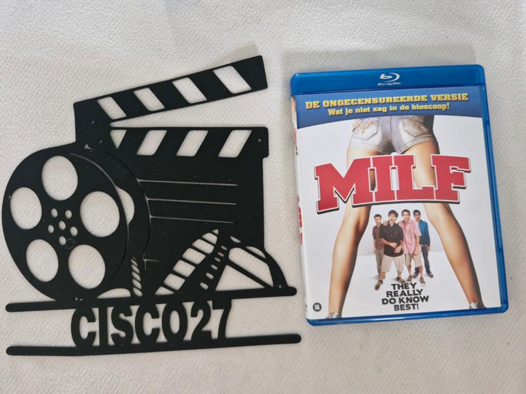 Milf, Ophalen of Verzenden, Zo goed als nieuw, Humor en Cabaret