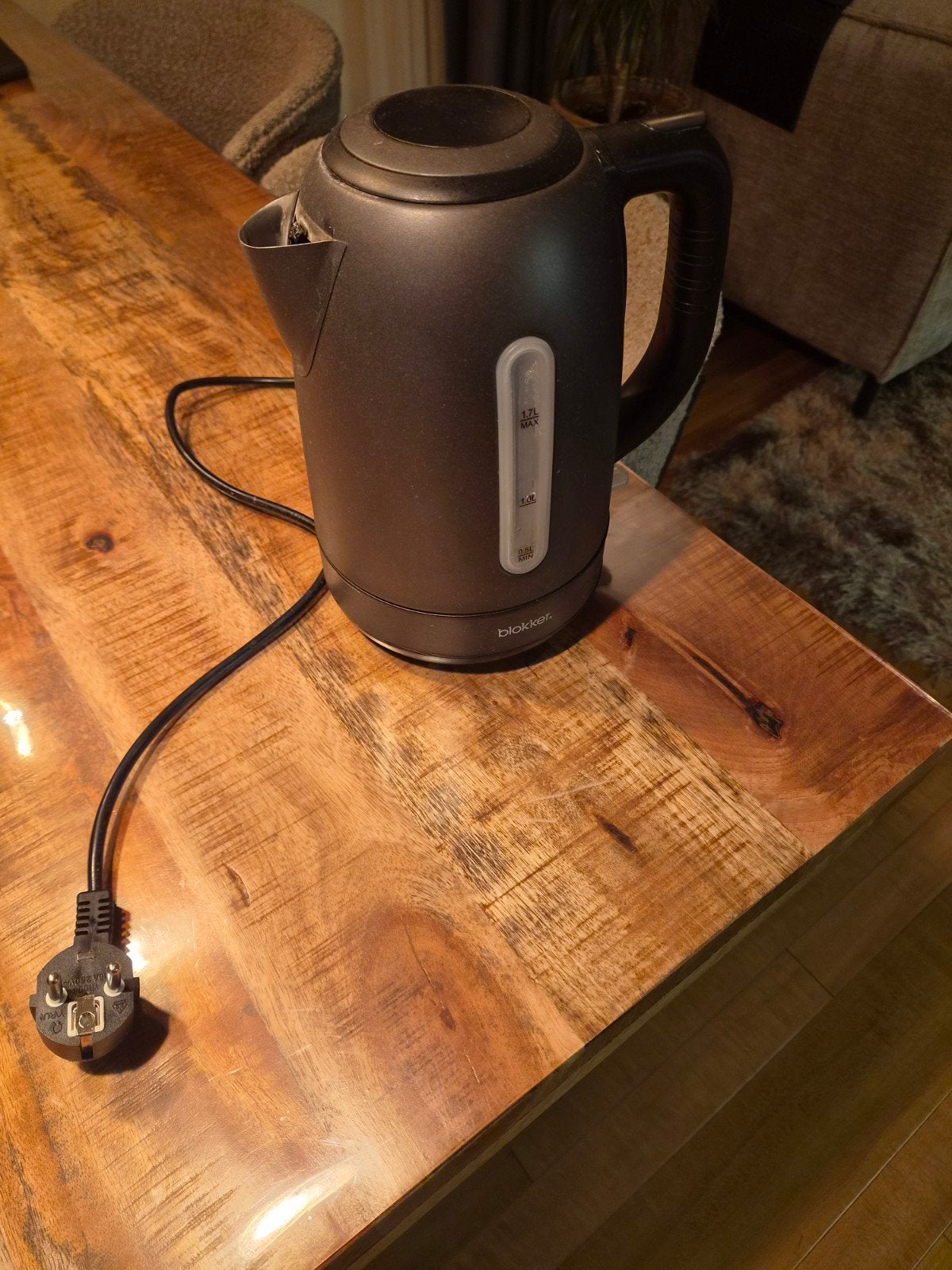 Blokker waterkoker - Zwart - 1.7L, 1 tot 2 liter, Ophalen of Verzenden, Gebruikt