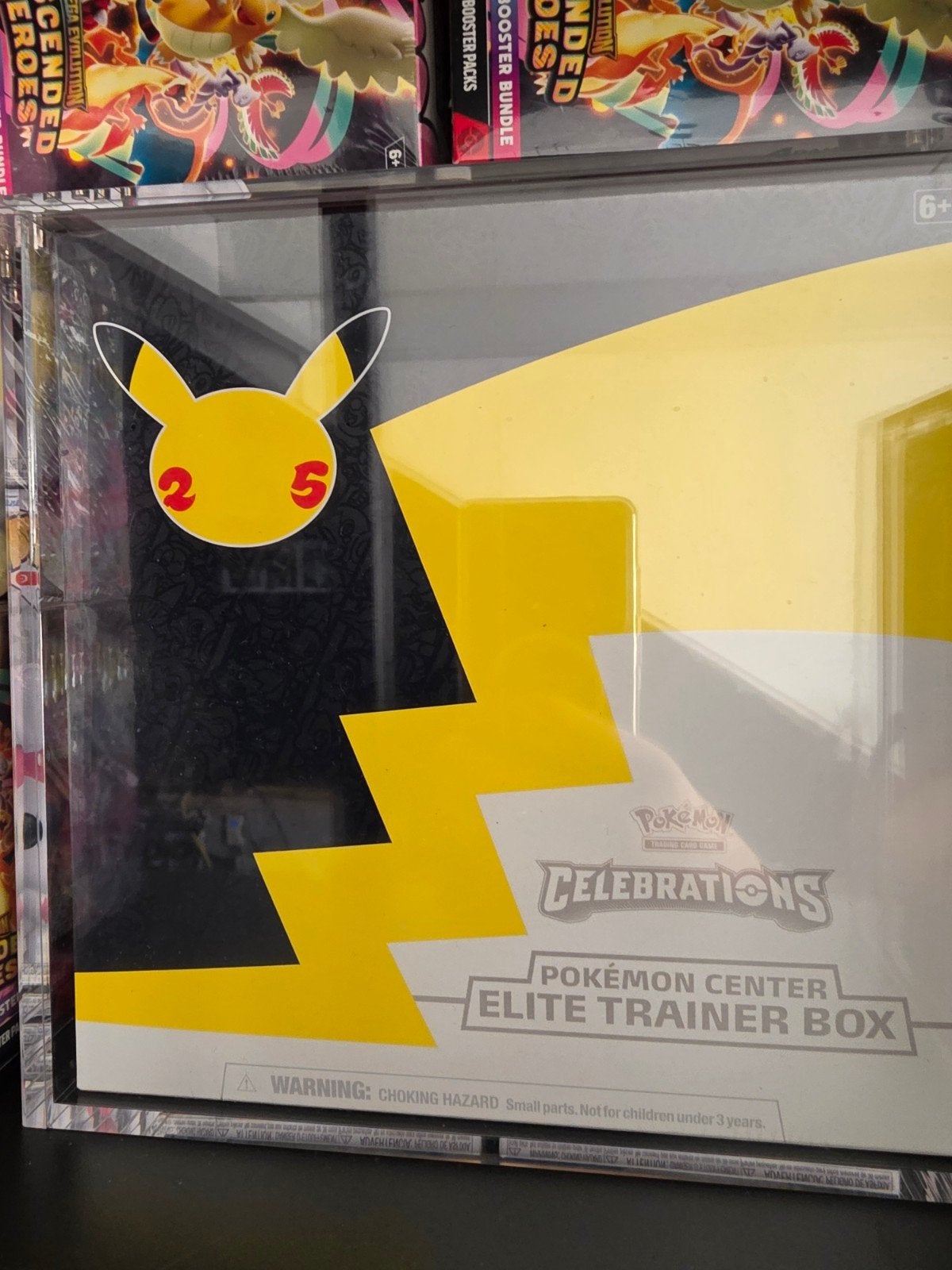 25th Celebrations pokemoncenter etb, Ophalen, Nieuw