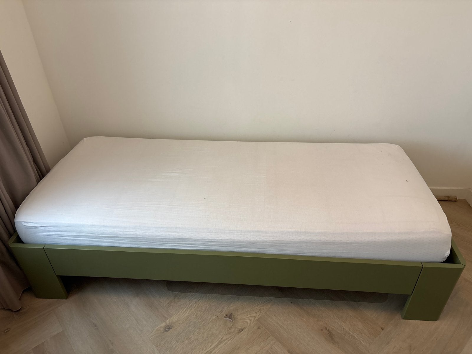 Eenpersoonsbed van Beter Bed, 217x96 cm, matras 210x90 cm, Huis en Inrichting, Ophalen, Gebruikt, 90 cm, Eenpersoons