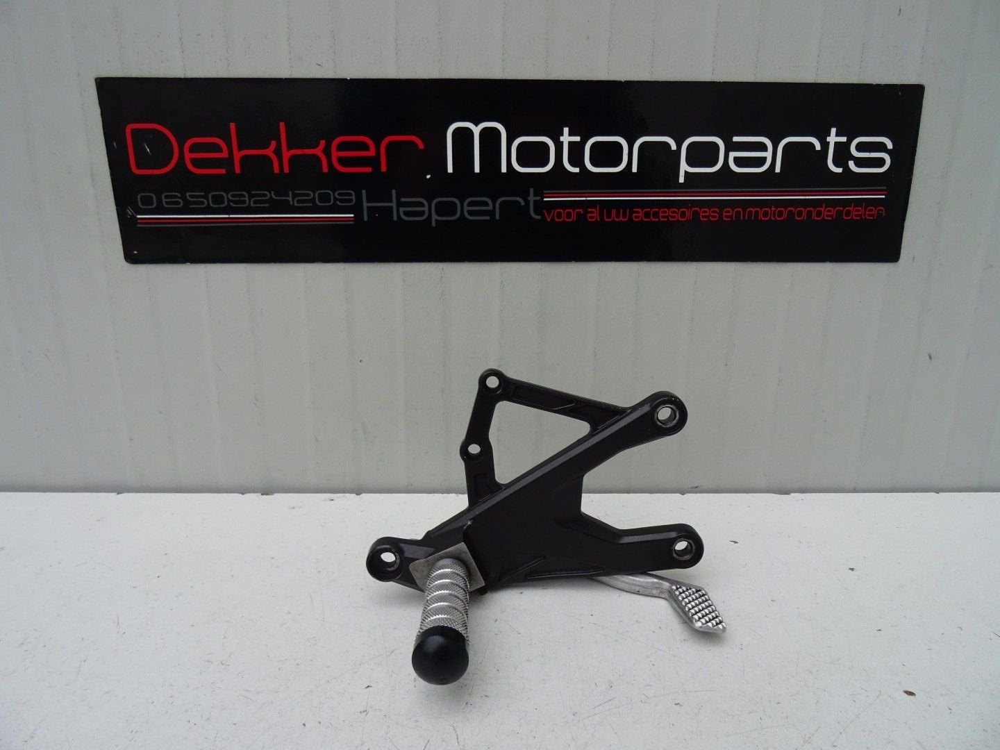 Remset / Rechter Voetsteun Yamaha YZF R1 / M 2015-2020-2025, Motoren, Gebruikt, -, -, Ophalen of Verzenden