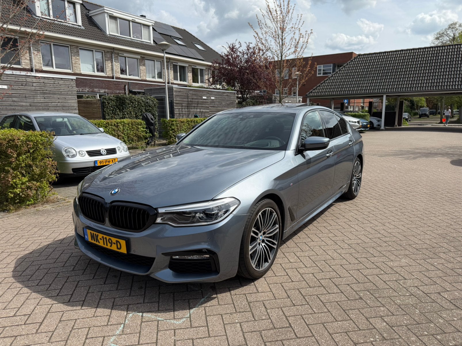 BMW 5-Serie 530i 252pk Aut. 2017 G30 M-pakket Schuifdak, Auto's, BMW, Achterwielaandrijving, Zwart, 4 cilinders, 2000 kg