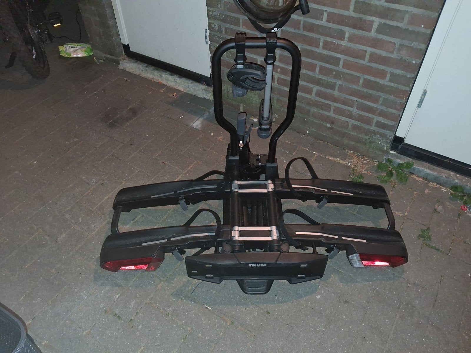 thule easyfold 944, Ophalen, Elektrische fiets, Zo goed als nieuw, 2 fietsen